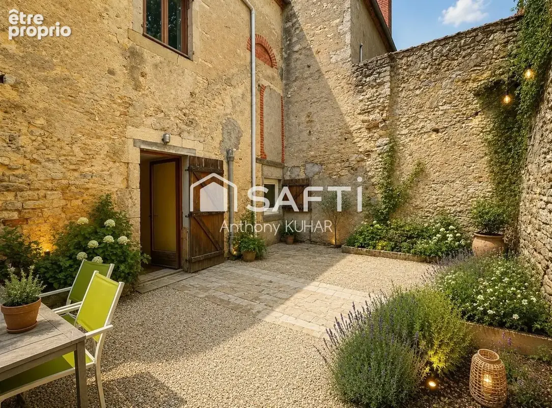 Photo 1 - Maison à LURCY-LEVIS