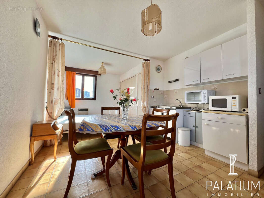 Appartement 25 m² à Greoux-Les-Bains  - photo 2