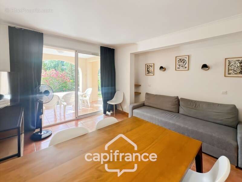 Appartement à MALLEMORT