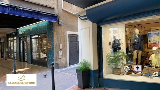 Commerce à CARPENTRAS