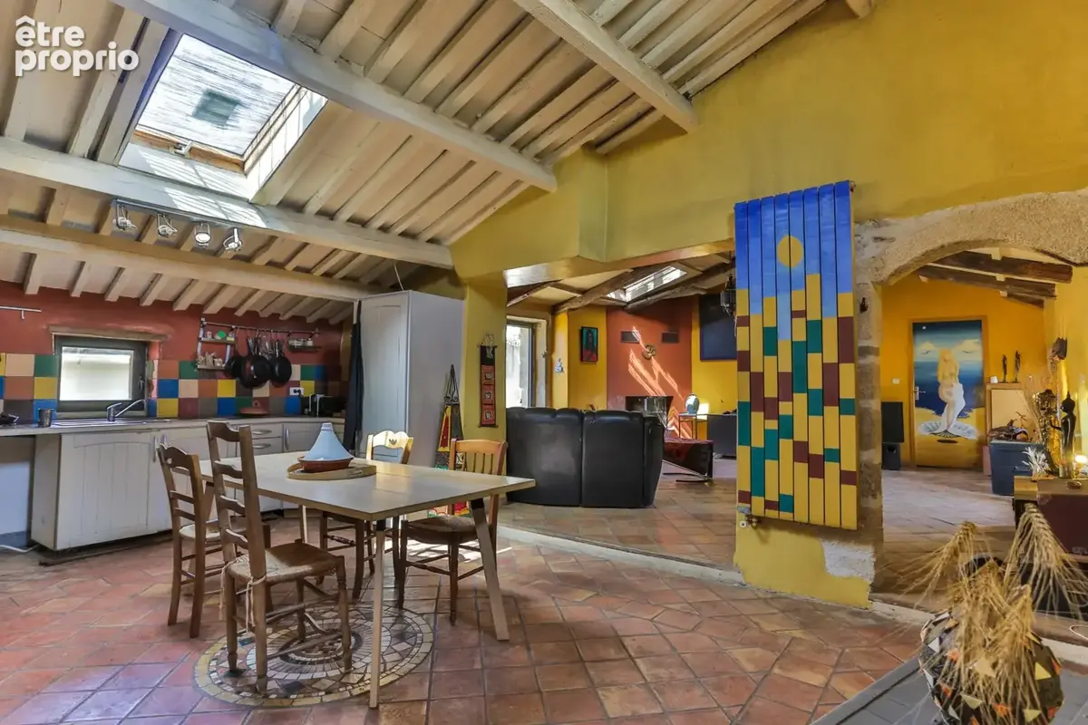 Maison de caractère avec jardin clos, piscine et importantes dépendances – à 10 mn d’Uzès - photo 17