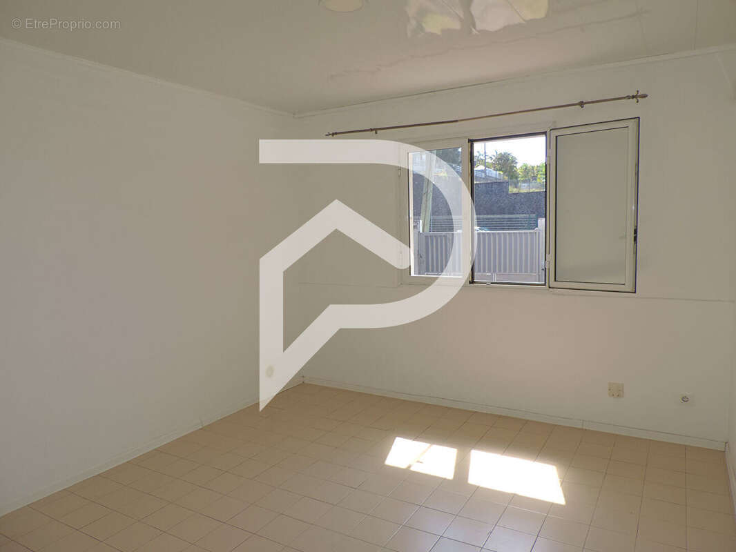 Maison à PETITE-ILE