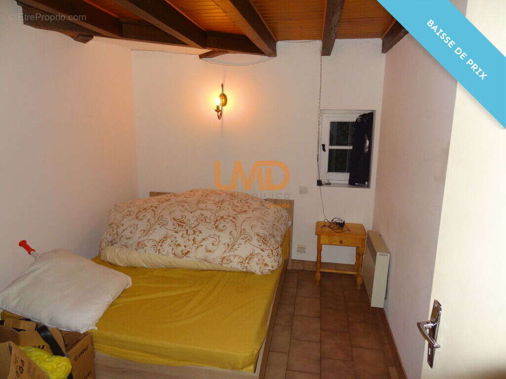 Maison à SAINT-FRONT-DE-PRADOUX