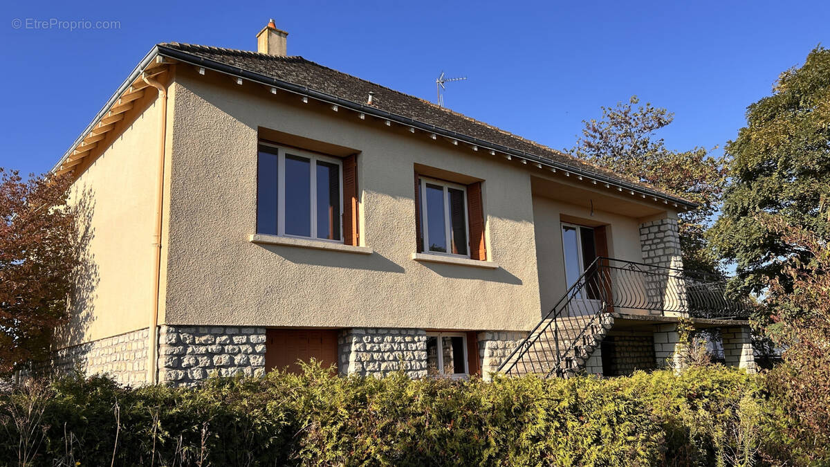 Maison à SAINT-MARCEL