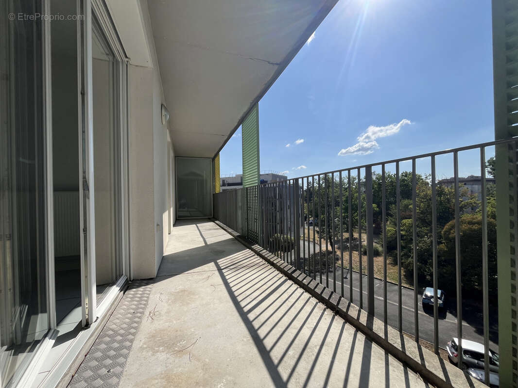 Appartement T3 de 64 m2 avec terrasse de 14,5 m2 - Gradignan Le Brandier - photo 10