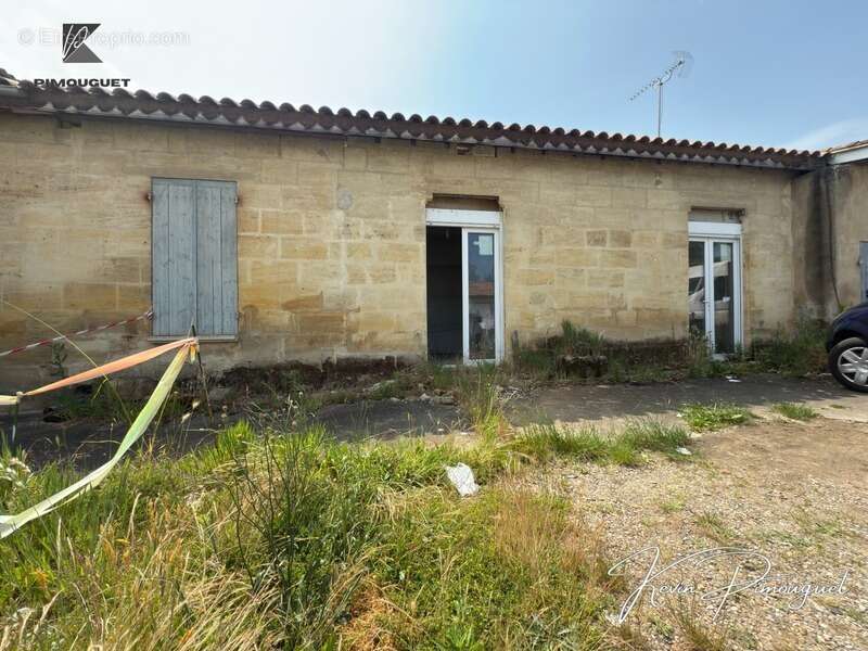 Plateau brut avec potentiel + possibilité d’agrandissement – Castillon-la-Bataille centre - photo 3