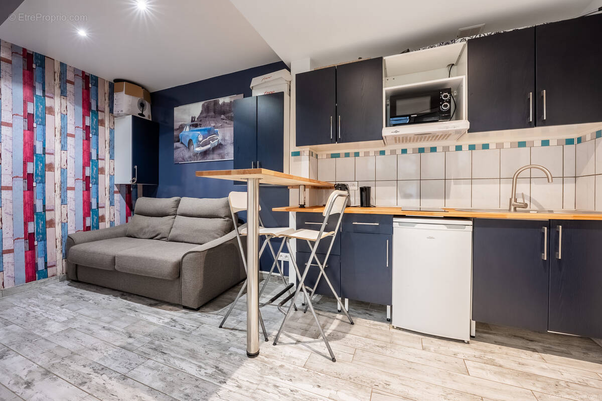 Appartement à PARIS-7E