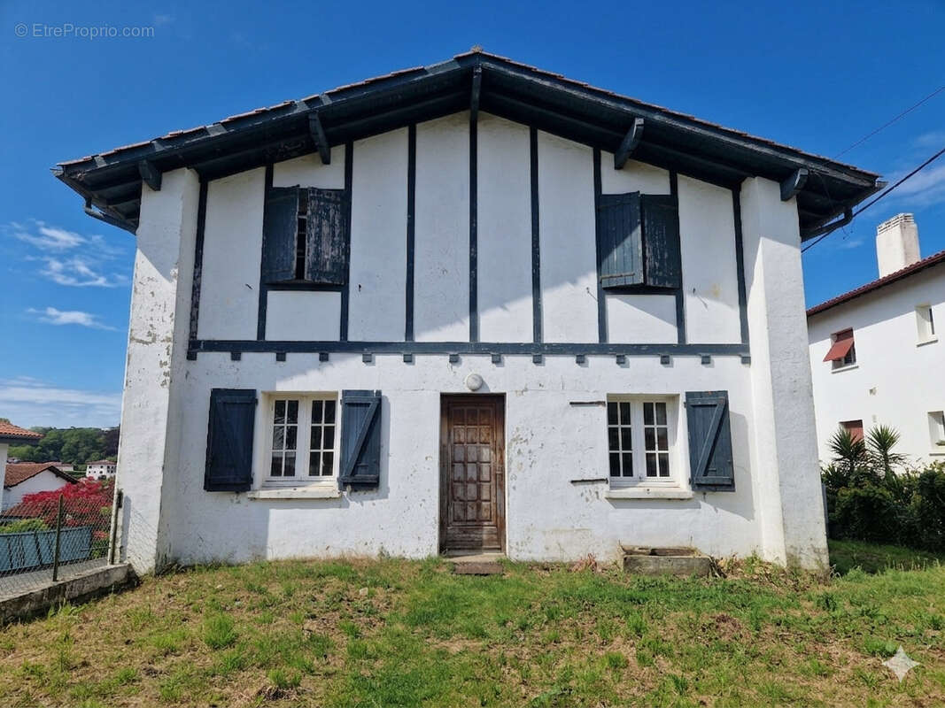 Maison à CIBOURE