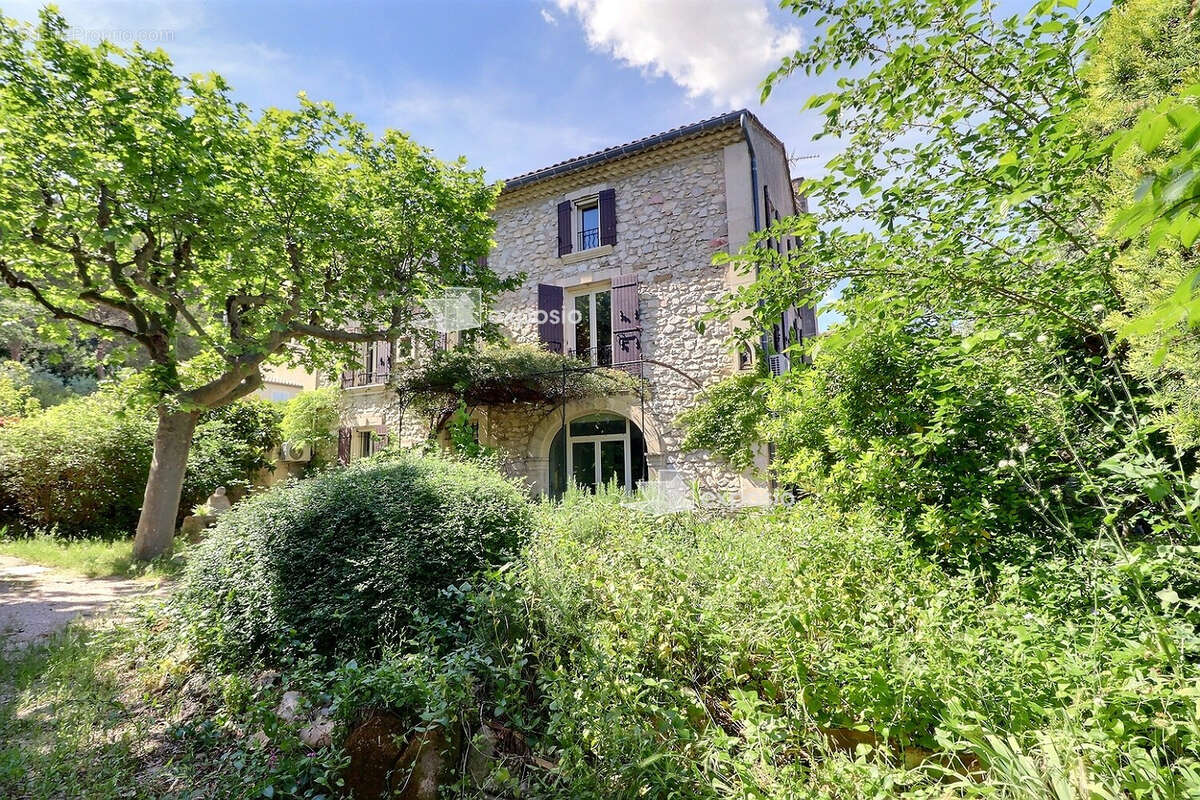 Maison à VEDENE