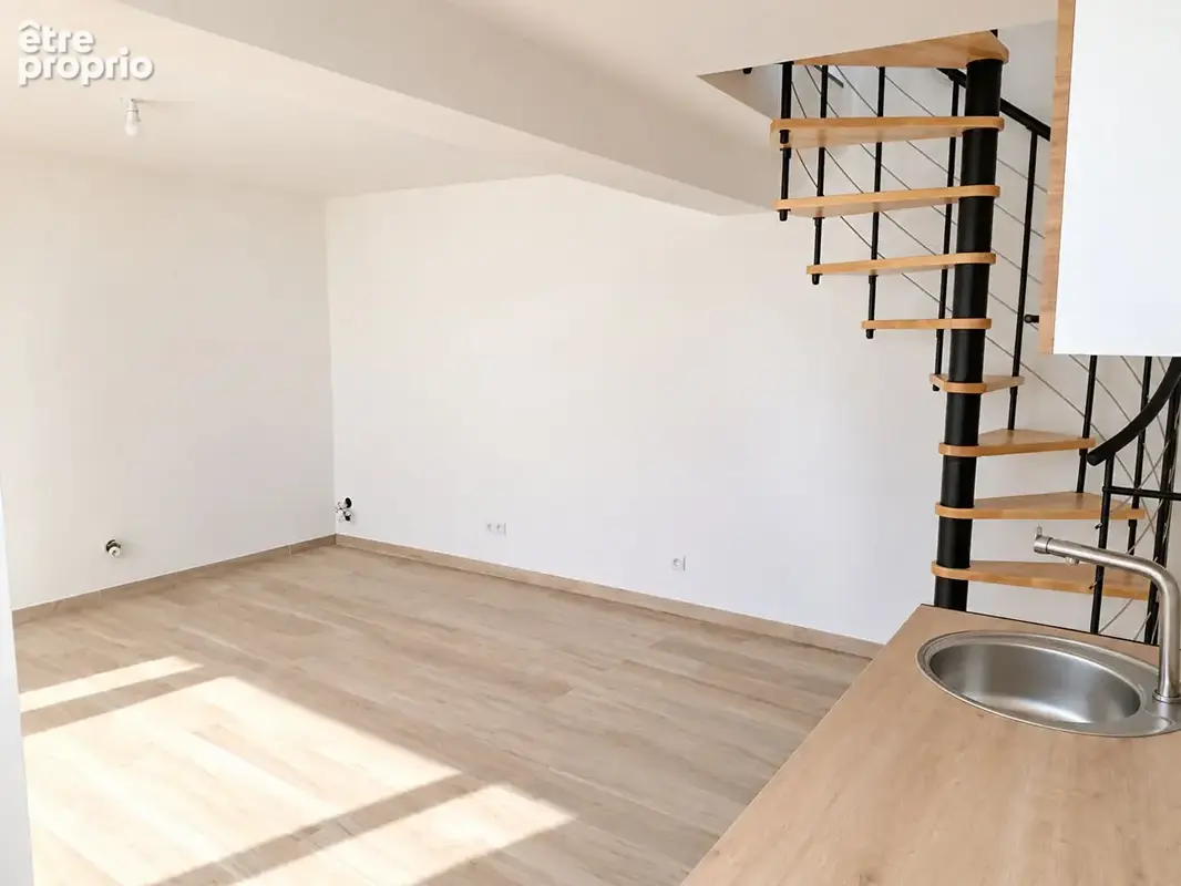 Immeuble Onnaing 5 pièce(s) 300 m2 - photo 2