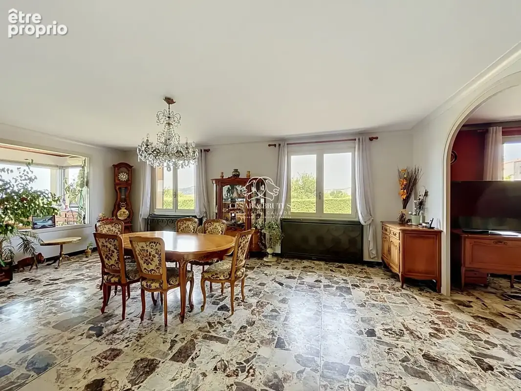 Maison 189 m² à La Tour-De-Salvagny  - photo 6