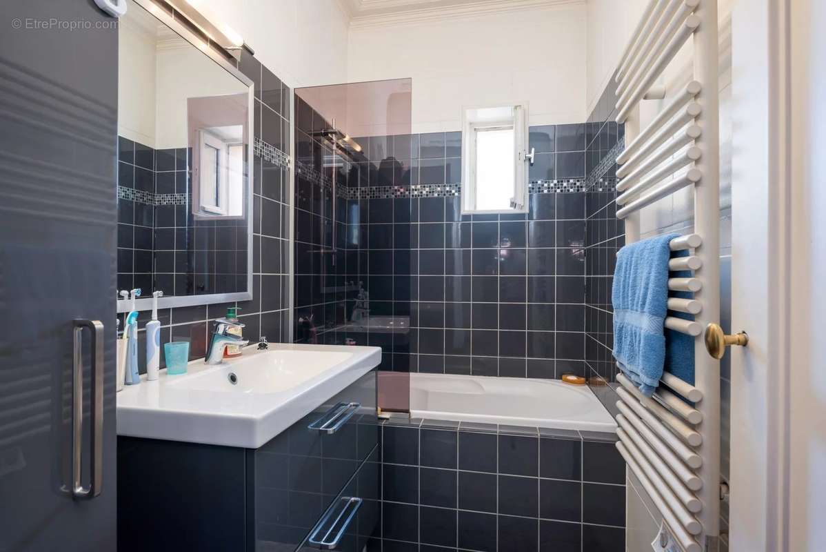 Appartement à LYON-7E