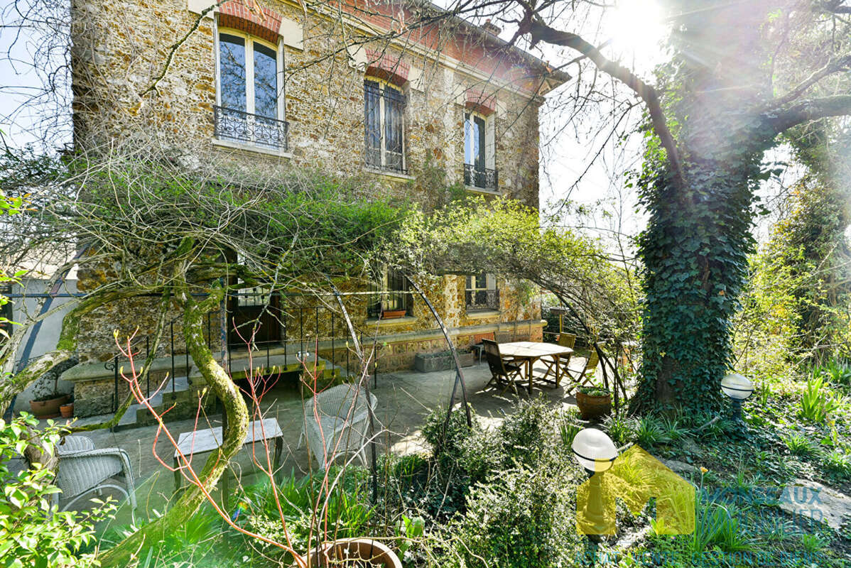 Maison à EPINAY-SUR-ORGE