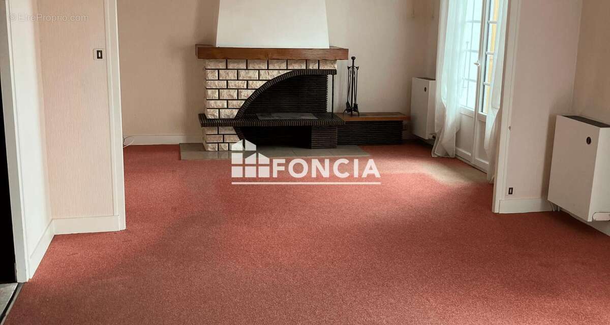 Maison à LA ROCHEFOUCAULD