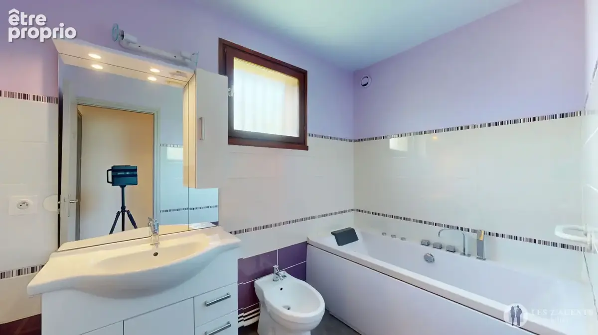 Appartement 5 pièces, domaine Jean Jaurès, en dernier étage - photo 9