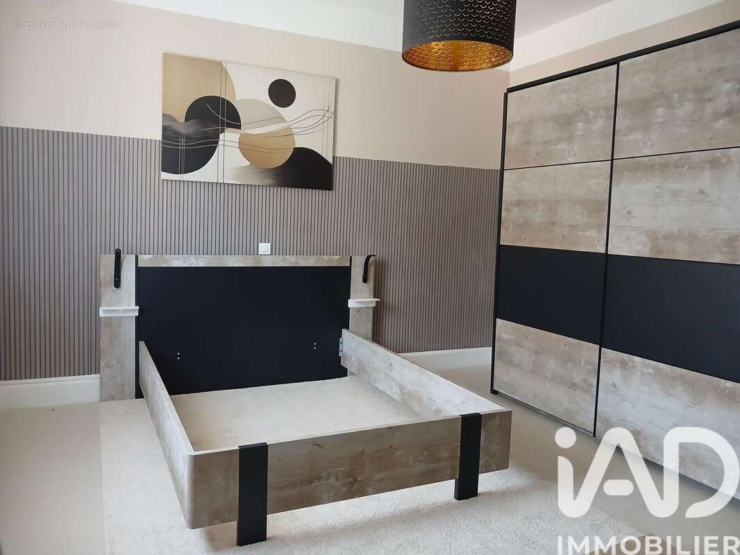 Maison 93 m² à Saint-Sernin-Du-Plain  - photo 7