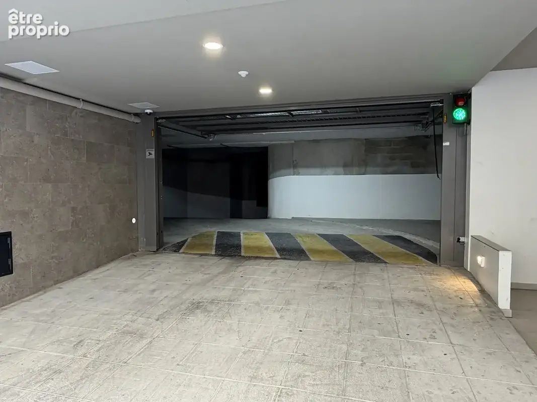 Garage Hypercentre proche Carré d'Or à NICE - photo 2