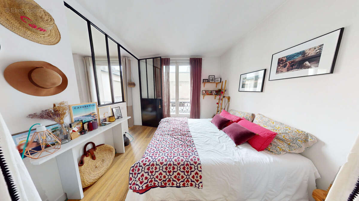 Appartement à PARIS-11E