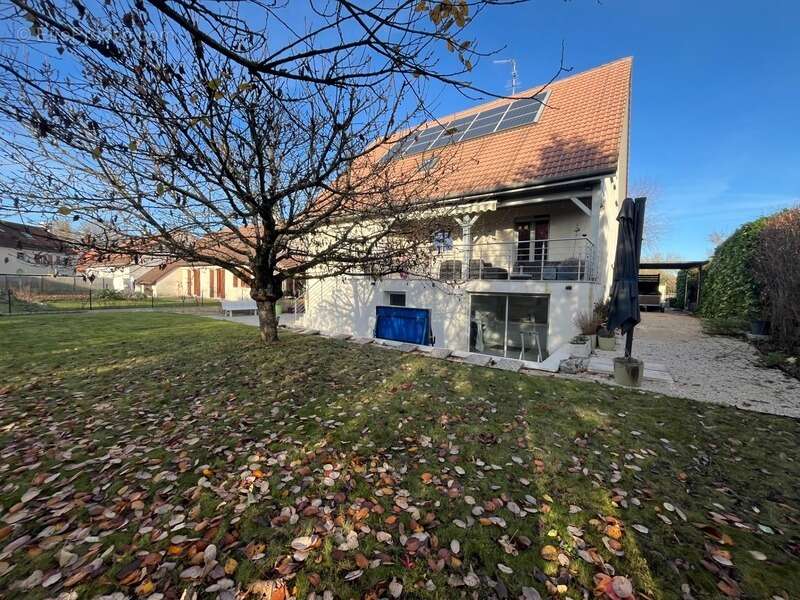 Maison à CHEVIGNY-SAINT-SAUVEUR