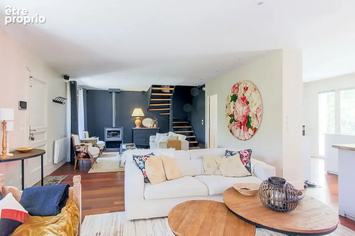 Photo Maison à Feucherolles au prix de 780 000€