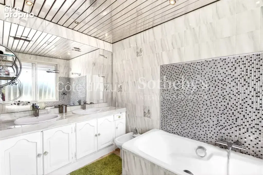 Cannes Croix des Gardes villa avec échappée mer, piscine et terrain plat - photo 10