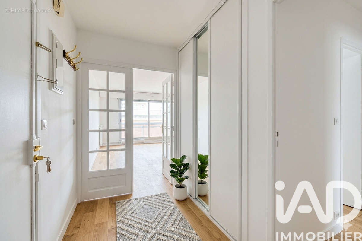 Photo 3 - Appartement à PARIS-19E