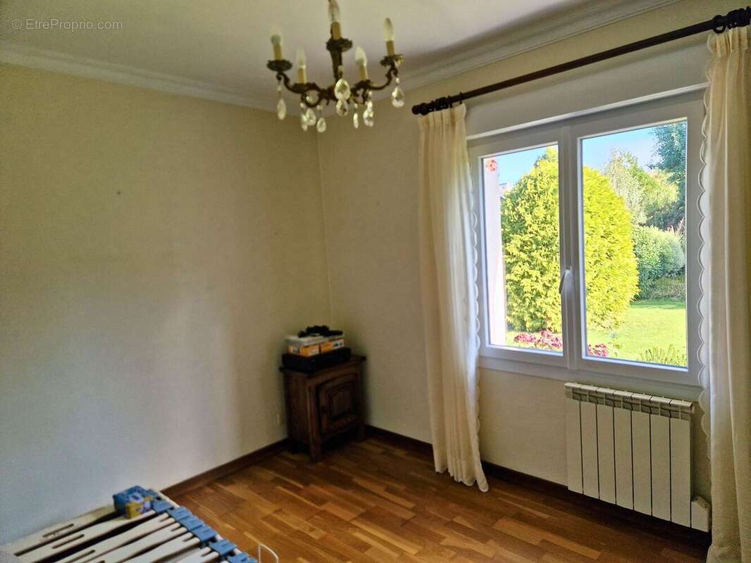 Maison à POULLAN-SUR-MER