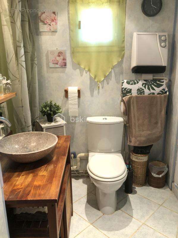 Maison à SAINT-PIERRE-LES-NEMOURS