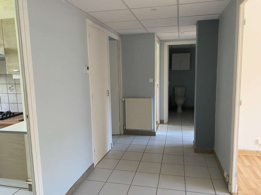 Appartement T3 avec cave, Rue Albert de Mun 26000 VALENCE - photo 7