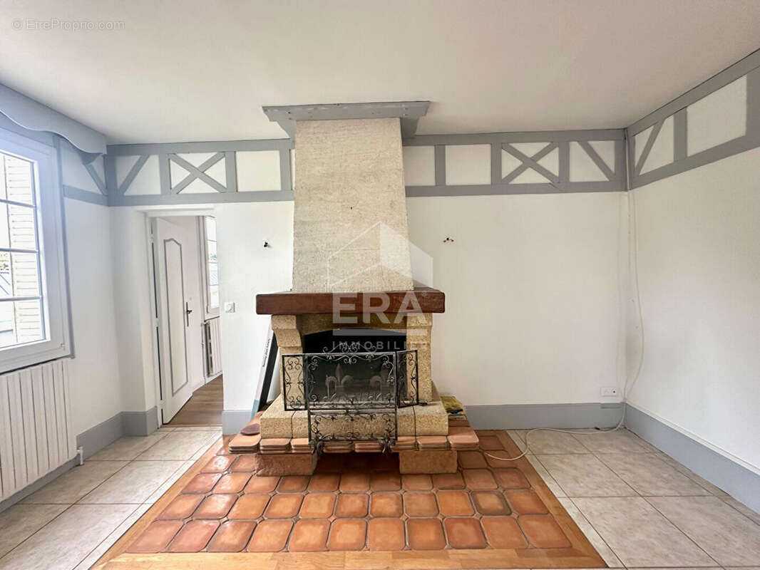 Maison à PACY-SUR-EURE