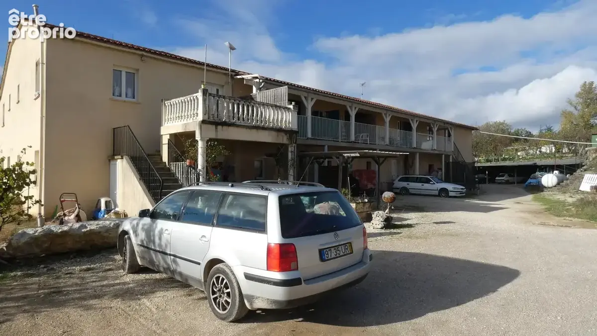 Ensemble immobilier - photo 7