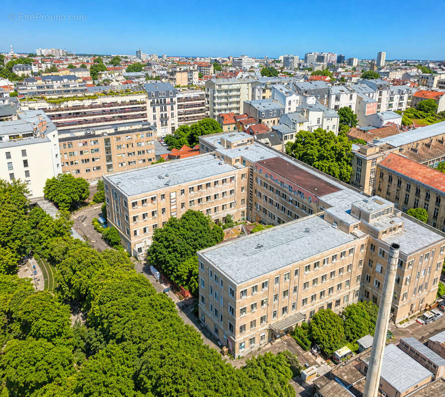 Appartement à PARIS-14E