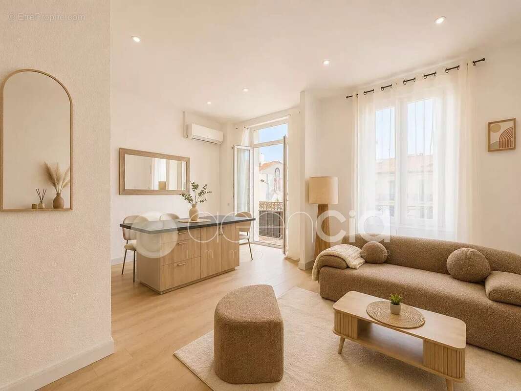 Appartement à CANNES