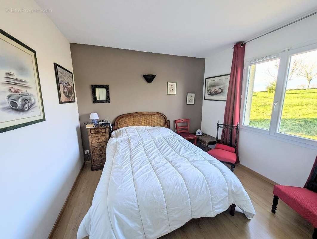 Maison à SCORBE-CLAIRVAUX