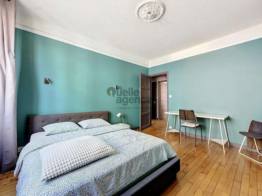 BREST HYPER-CENTRE – Appartement de caractère de 92 m² avec caves et jardin partagé - photo 7