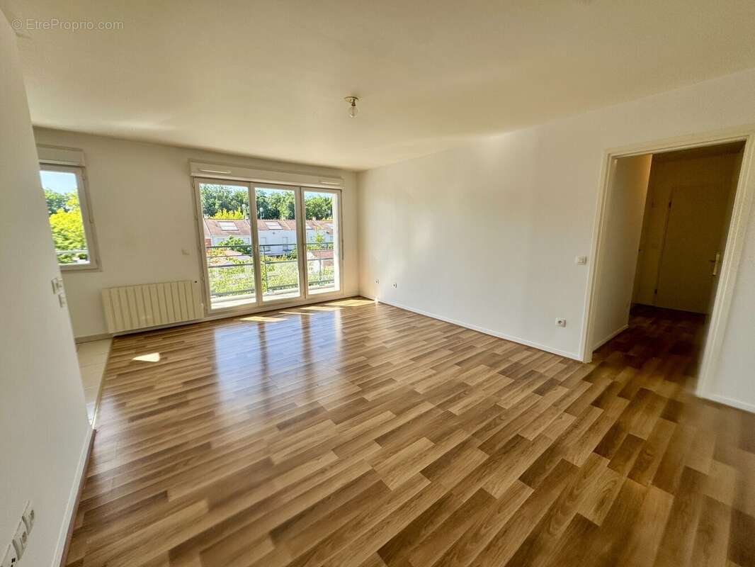 Appartement à PRINGY