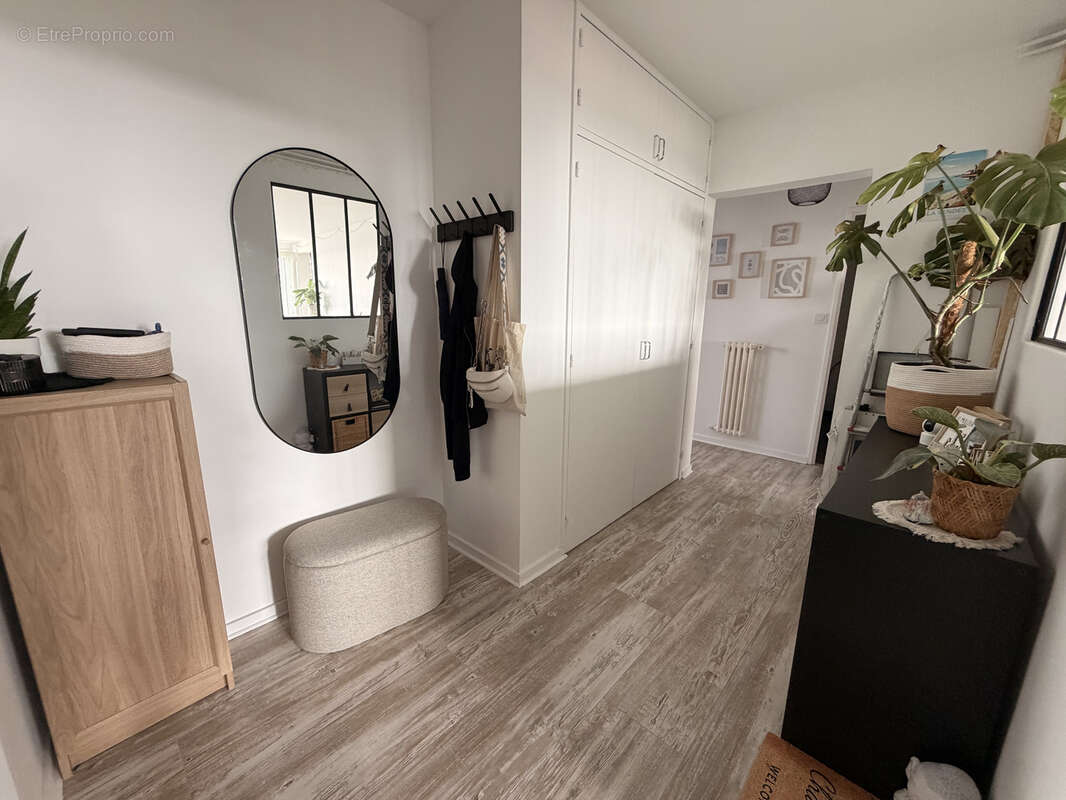 Appartement à ALLONNES