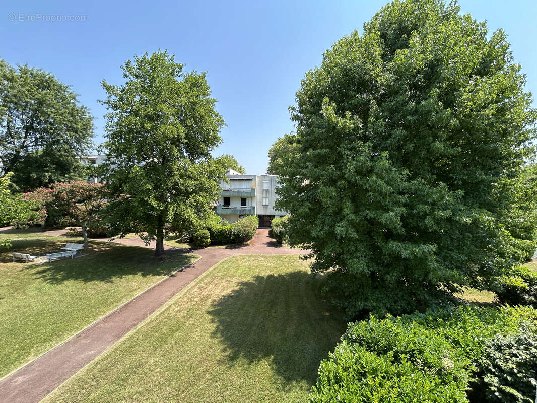 Quartier Aritxague -T4 - 80m2 - photo 9