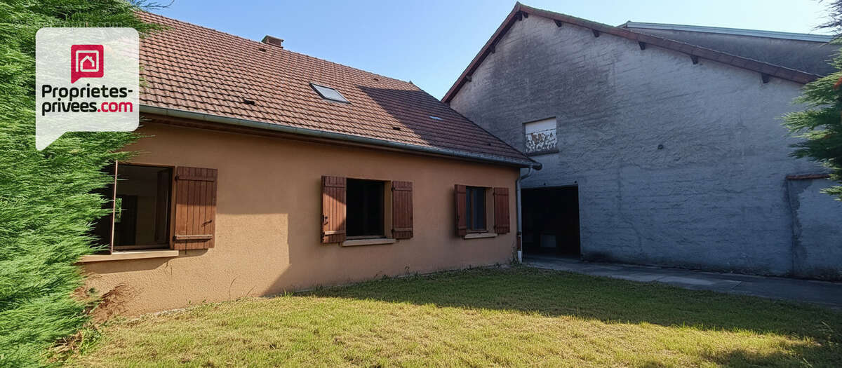 Maison 185 m2 et bâtiment annexe - photo 2