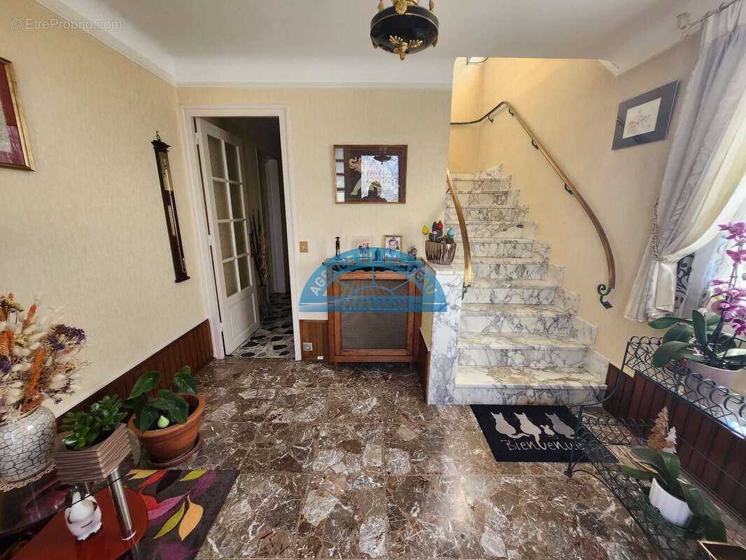 Maison à ORMESSON-SUR-MARNE