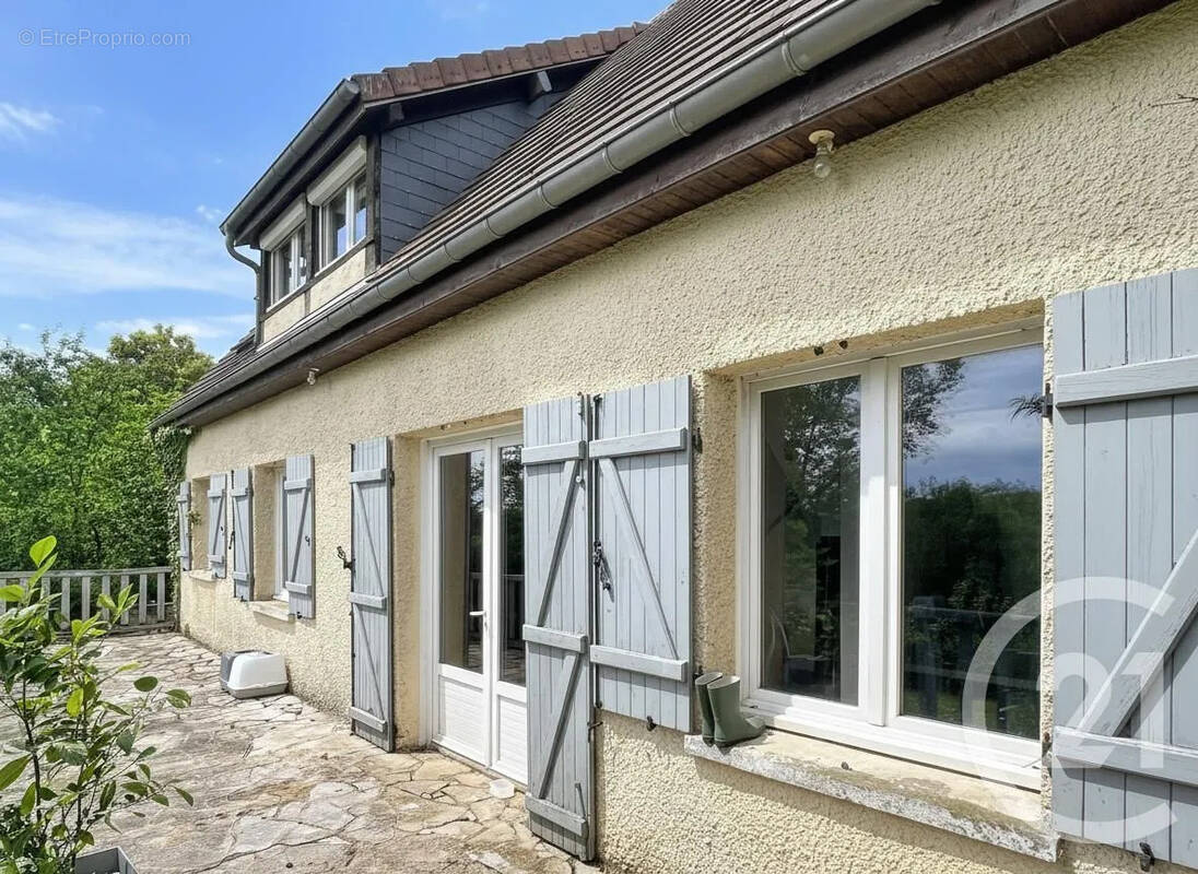 Maison à LALANDE-EN-SON