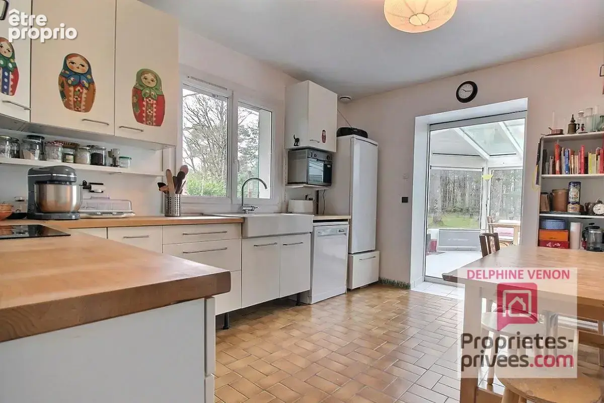 Exclusivité - Maison  familiale de 200 m² à Donnery quartier des grands billons  sur un magnifique terrain  de 5 945 m² - photo 6
