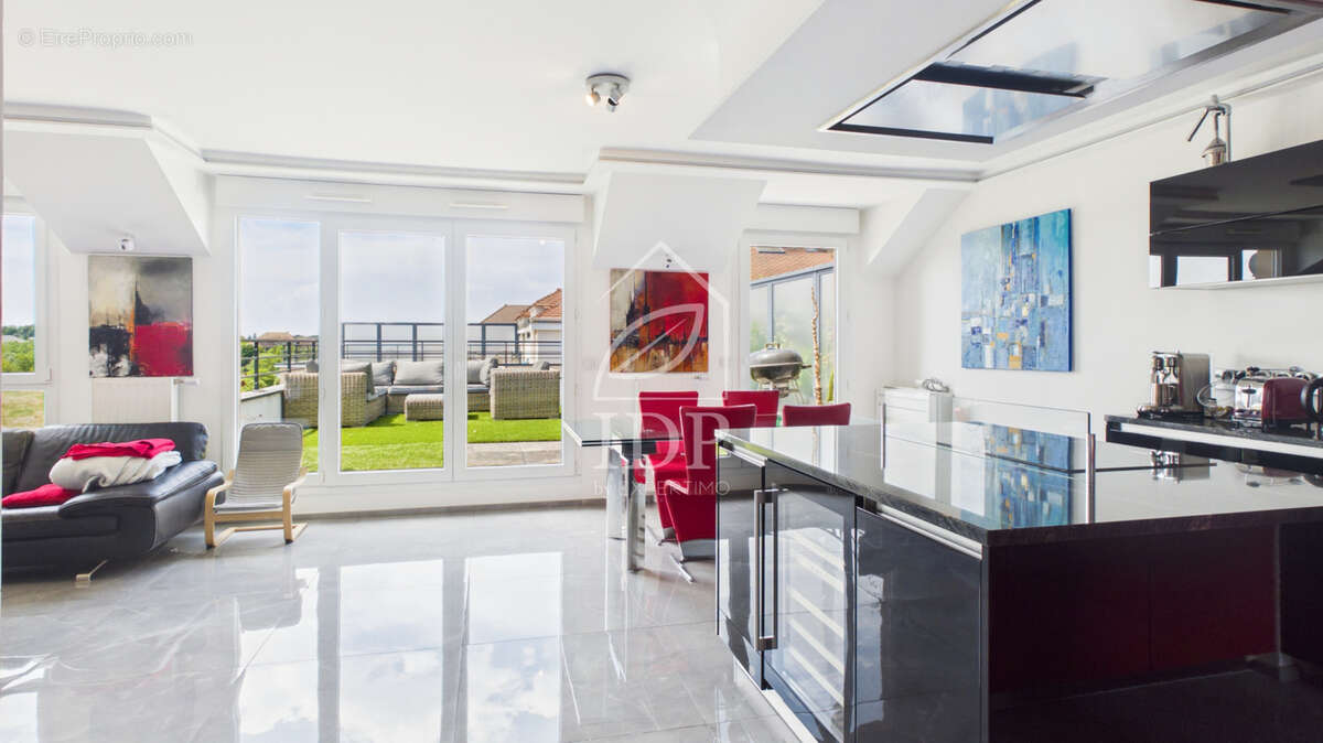 Appartement à SAINT-PIERRE-DU-PERRAY