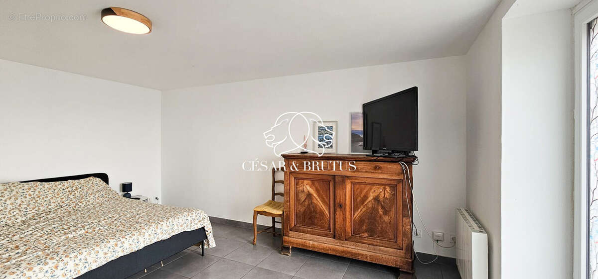 Maison à SAINT-JUST-LA-PENDUE