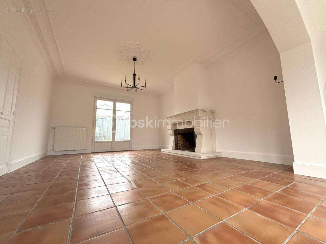 Maison à FRIVILLE-ESCARBOTIN