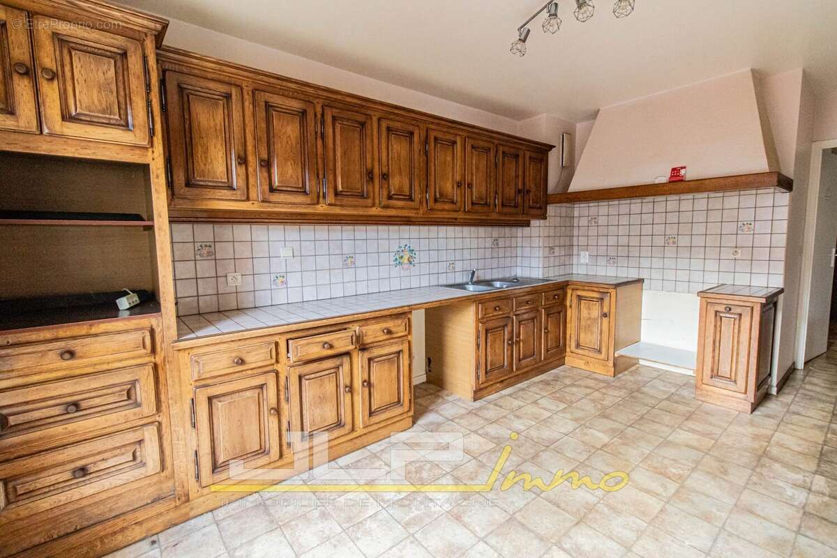 Appartement à SALLANCHES