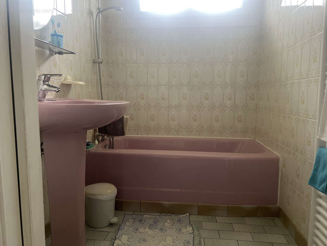 Maison à LA TRINITE-DU-MONT