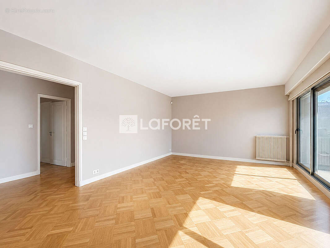 Appartement à LE VESINET