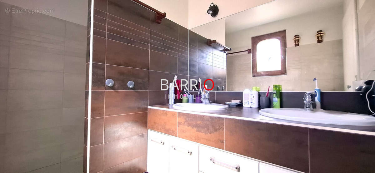 Maison 106 m² à Montesquieu-Des-Alberes  - photo 5