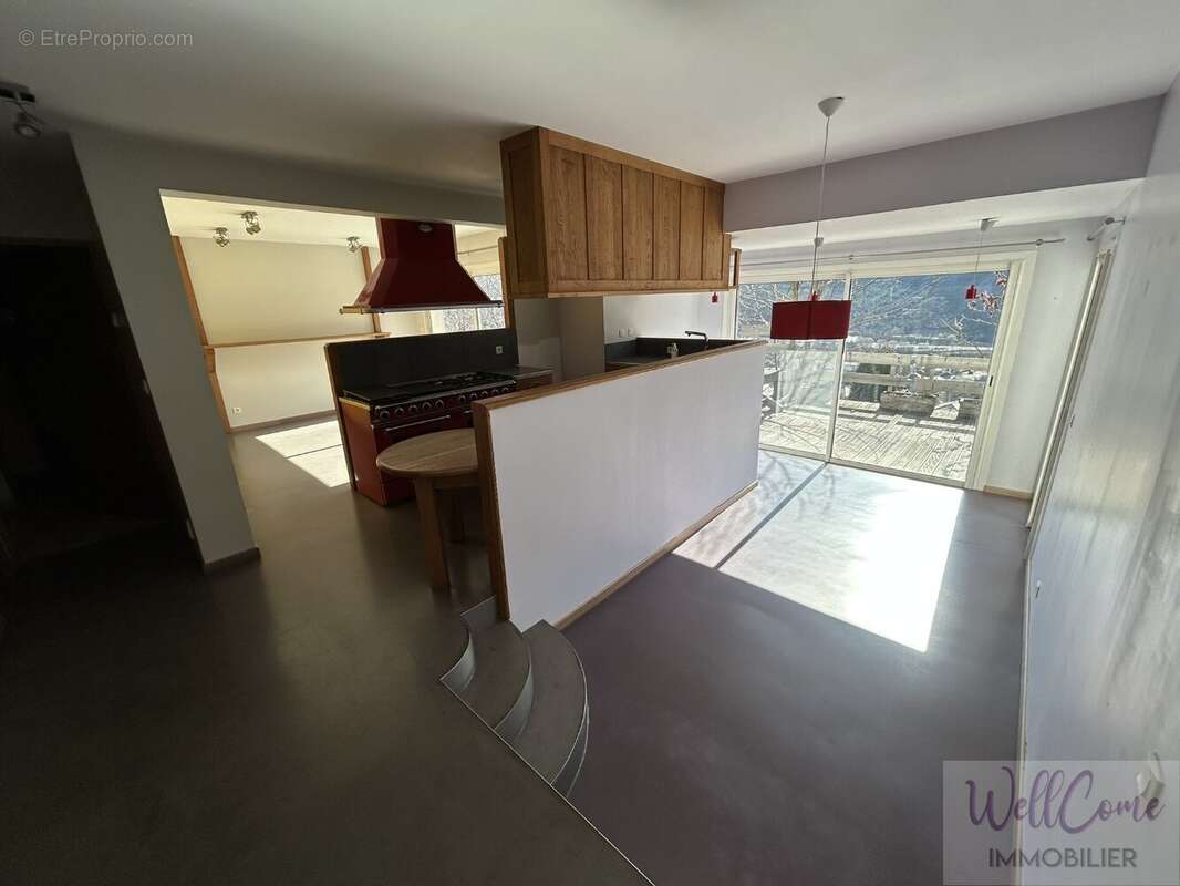 Maison à SAINT-MICHEL-DE-MAURIENNE